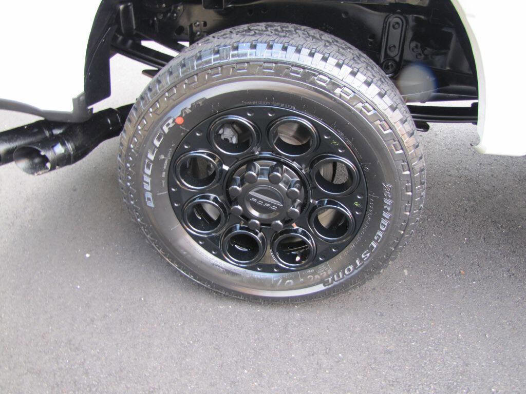 Used 2024 Ford F250 XLT w/ FX4 Off-Road Package image 28