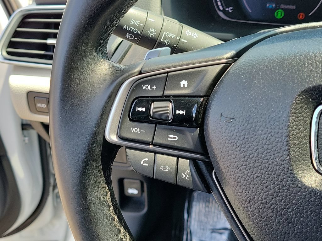 Used 2020 Honda Accord Touring image 29