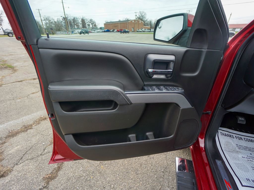 Used 2018 Chevrolet Silverado 1500 LT w/ All Star Edition image 16