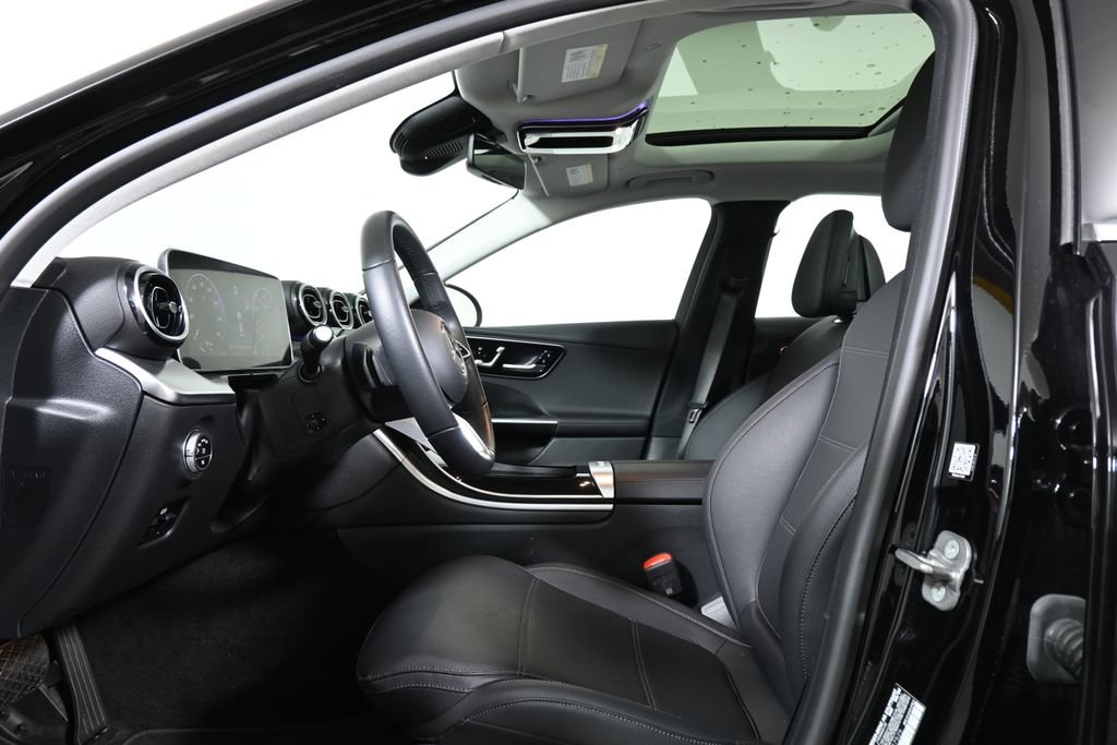 Certified 2025 Mercedes-Benz C 300 4MATIC Sedan image 3