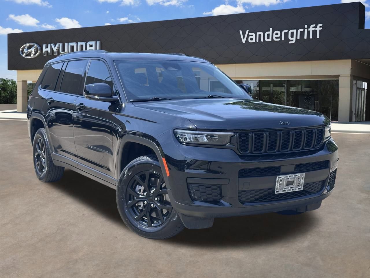 Used 2024 Jeep Grand Cherokee L Altitude