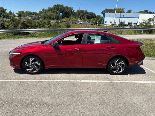 Certified 2025 Hyundai Elantra Sport FWD video 2