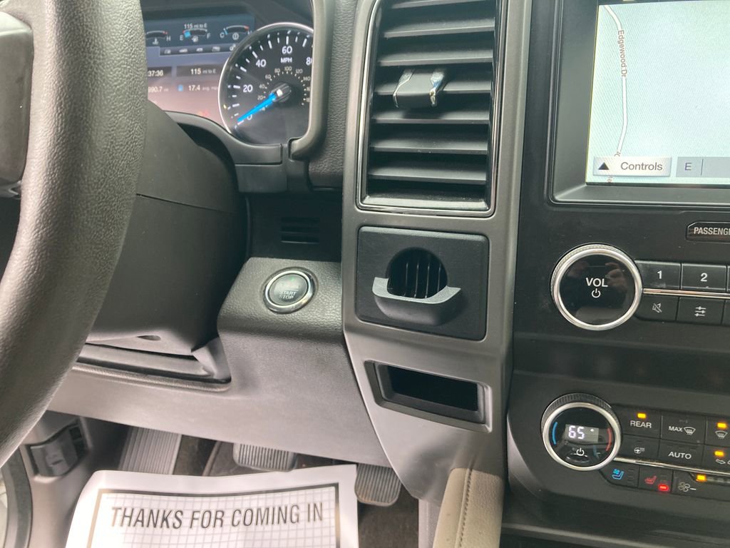 Used 2019 Ford Expedition XLT w/ Equipment Group 202A AWD/4WD image 21