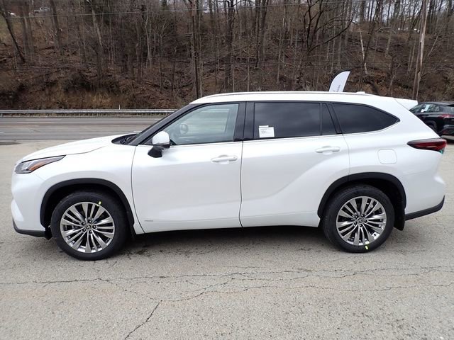 New 2026 Toyota Highlander Platinum image 7