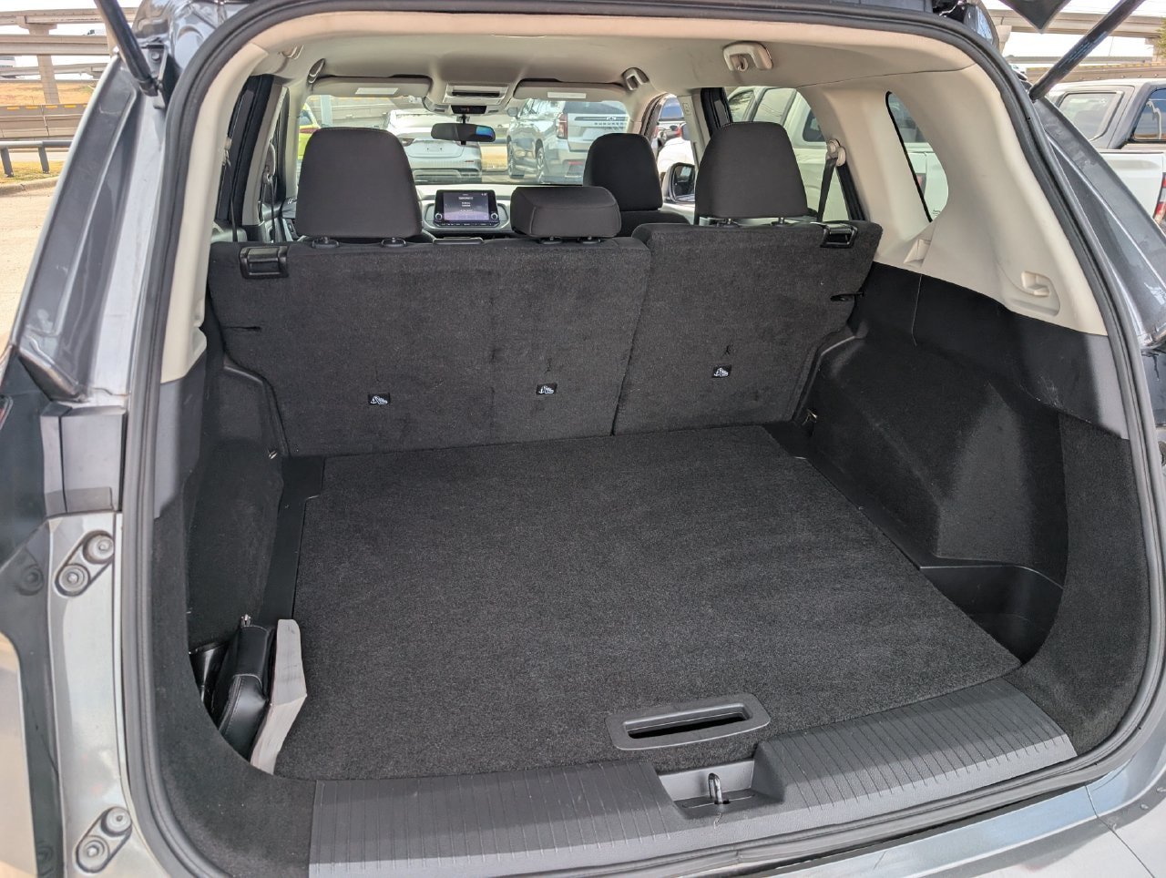 Used 2024 Nissan Rogue S AWD/4WD image 29