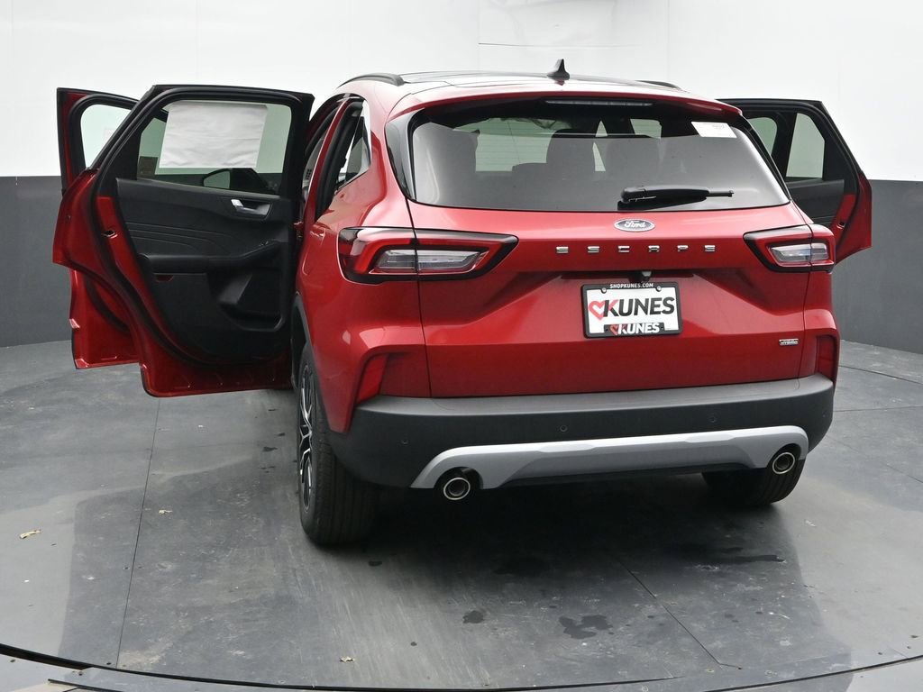 New 2026 Ford Escape SE FWD image 58