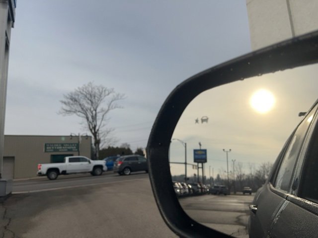 New 2026 Chevrolet Traverse Z71 w/ Enhanced Driving Package image 25