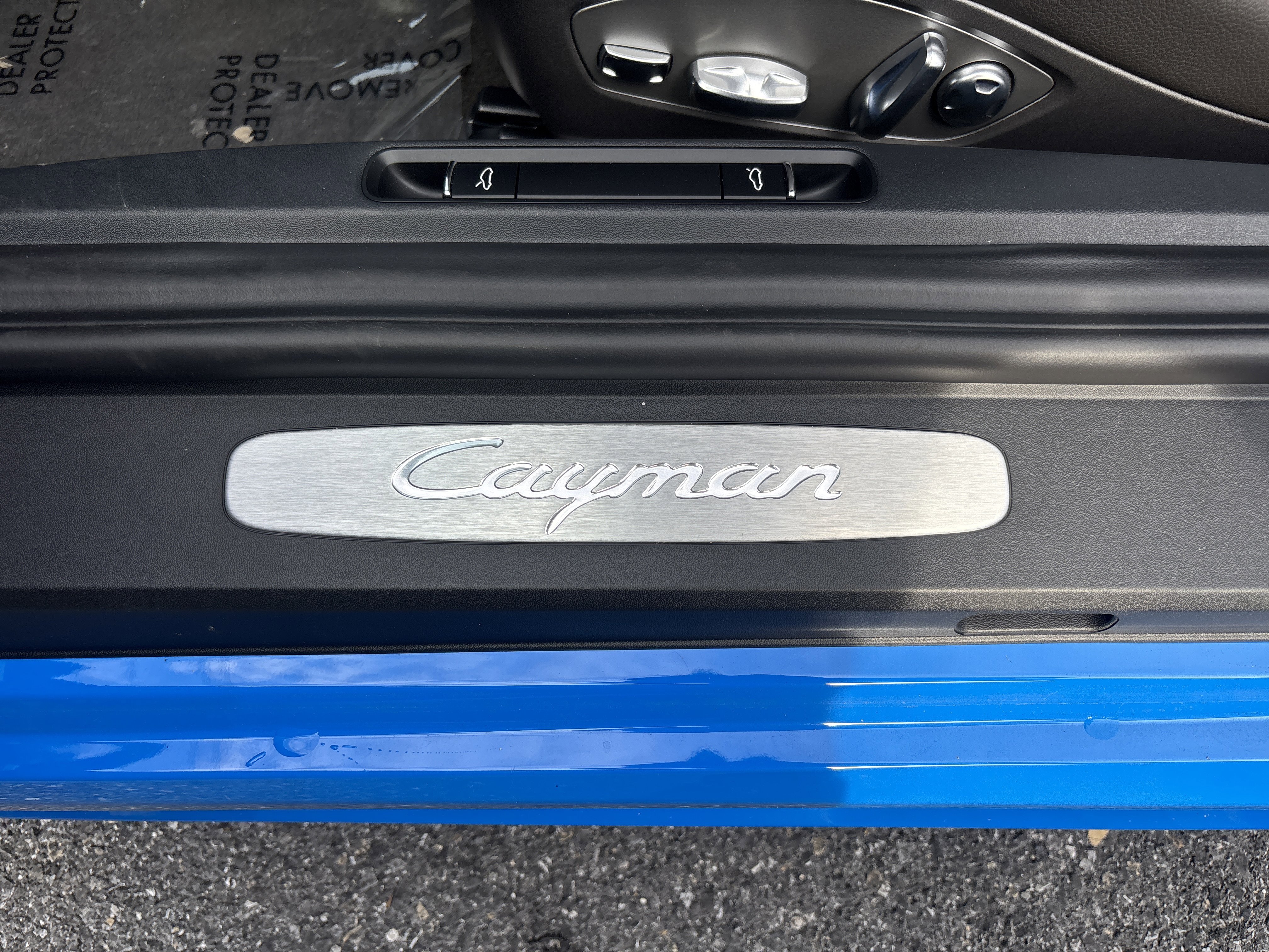 New 2025 Porsche 718 Cayman image 28