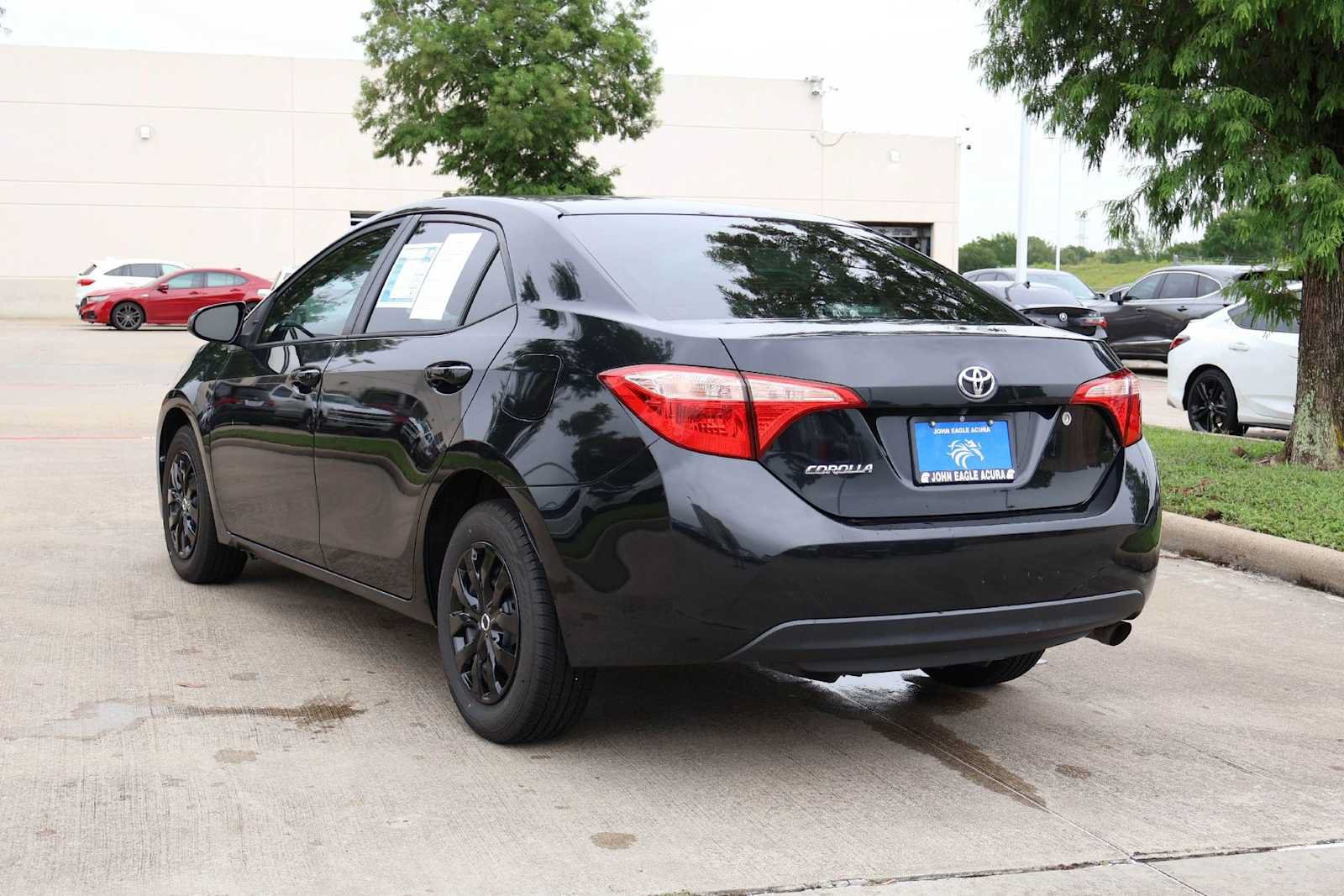Used 2018 Toyota Corolla L FWD image 4