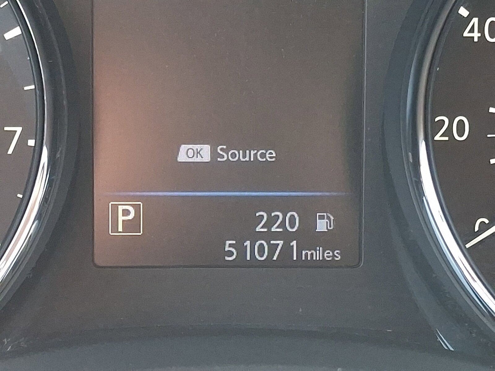 Used 2018 Nissan Rogue SV image 19