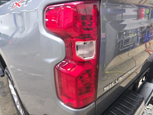 New 2026 Chevrolet Silverado 1500 LT AWD/4WD image 35