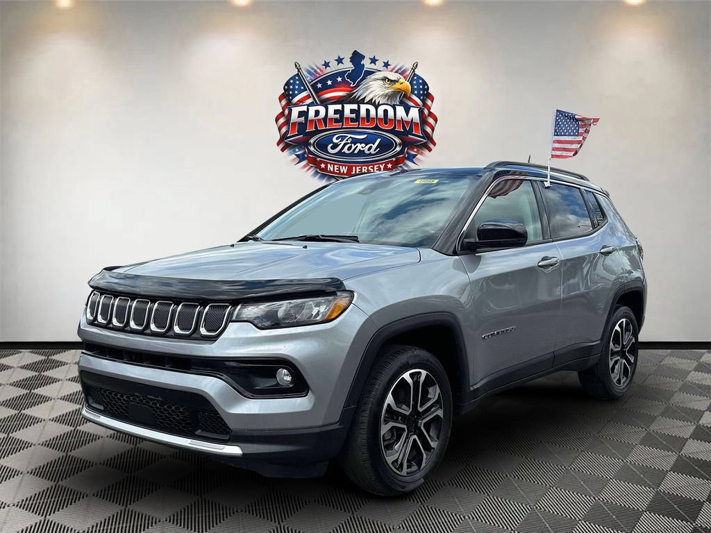 Used 2022 Jeep Compass Limited w/ Sun and Sound Group AWD/4WD image 2