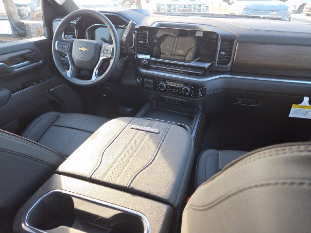 New 2026 Chevrolet Silverado 3500 High Country w/ Technology Package AWD/4WD image 31