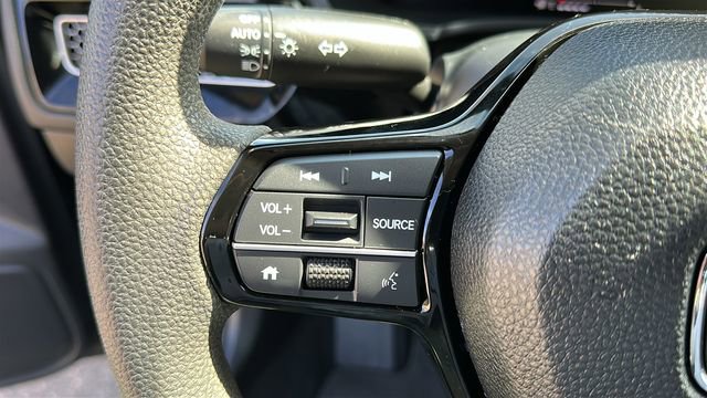 Used 2023 Honda Civic LX image 11