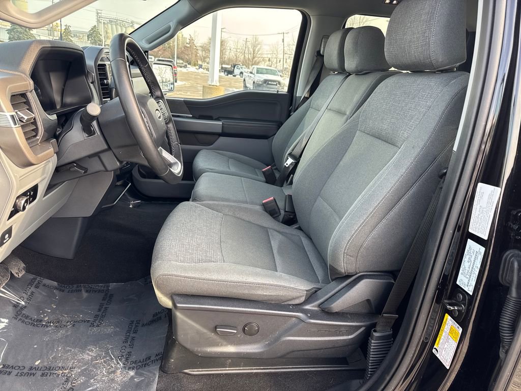 Used 2024 Ford F150 XLT image 10