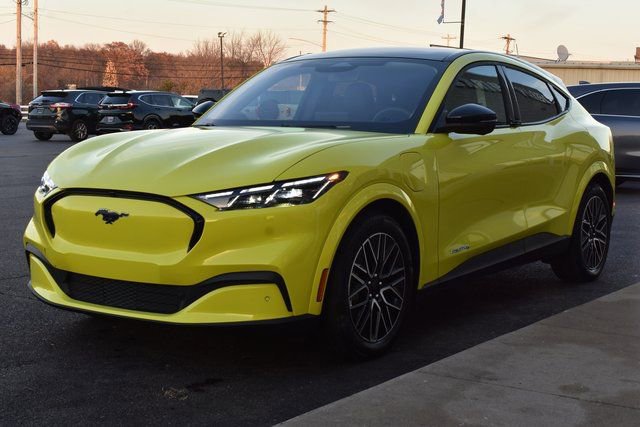 Used 2025 Ford Mustang Mach-E Premium image 12