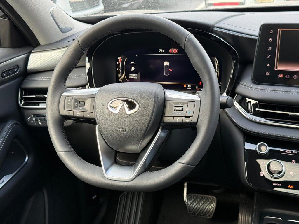 New 2027 INFINITI QX60 Luxe FWD image 8