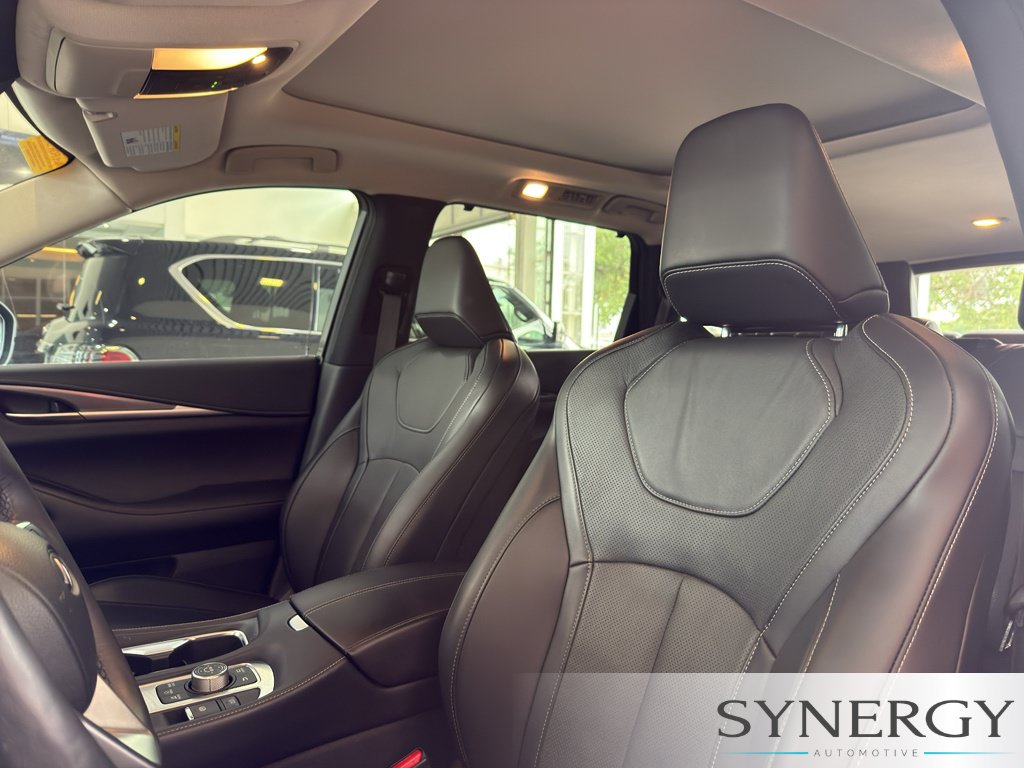 Used 2023 INFINITI QX60 Luxe w/ Cargo Package AWD/4WD image 25