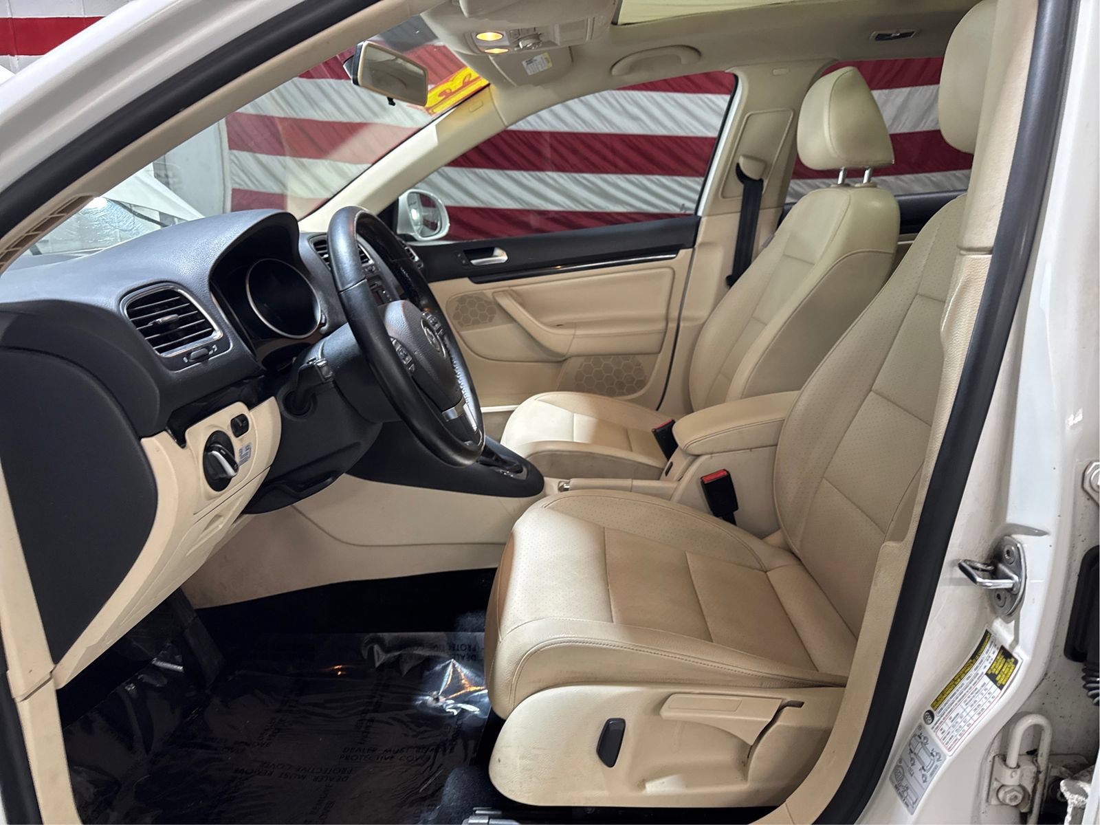 Used 2013 Volkswagen Jetta TDI FWD image 9
