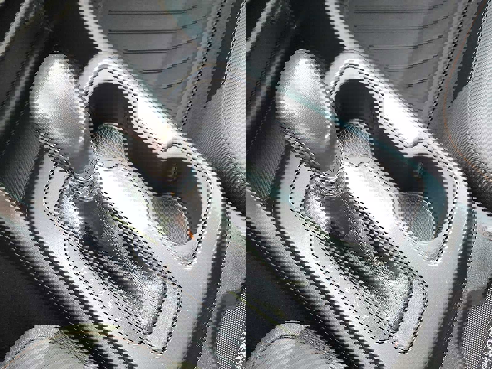 Used 2022 GMC Canyon AT4 image 24