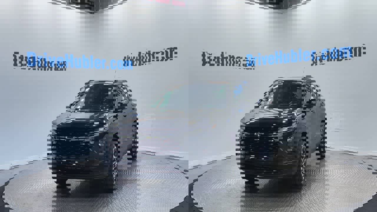 Used 2025 Chevrolet Trax RS w/ Sunroof Package image 7