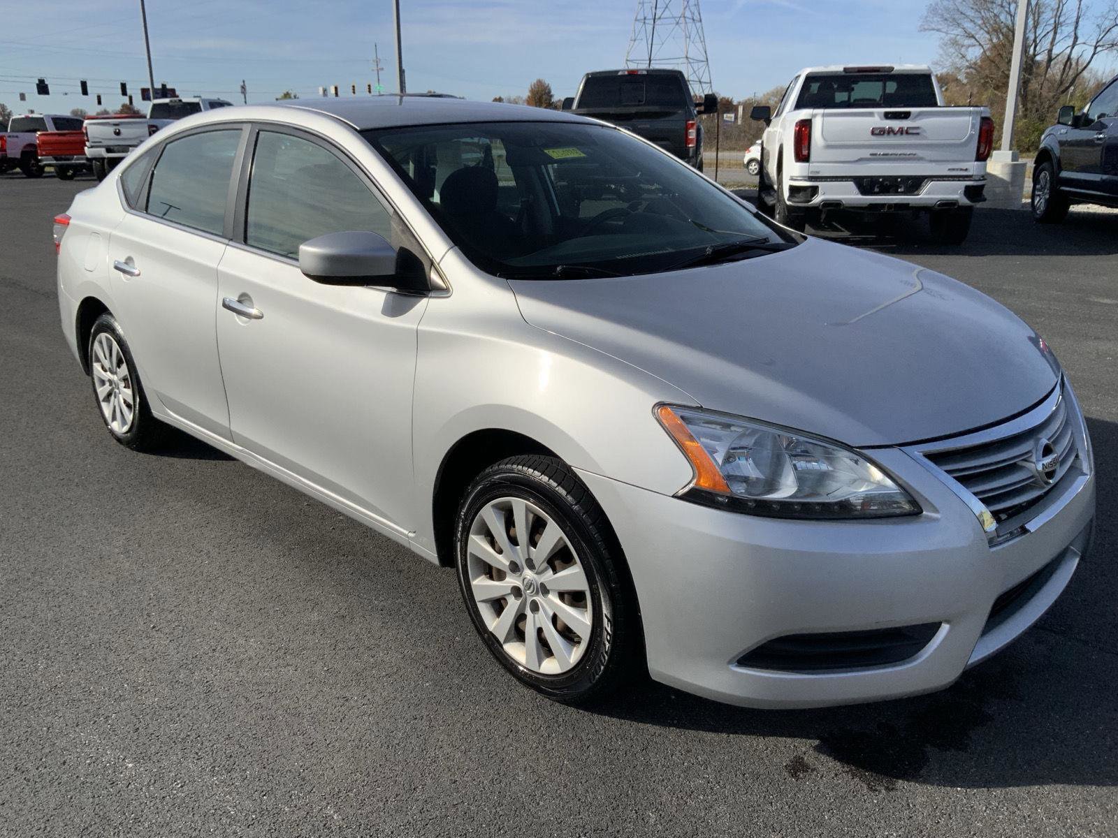 Used 2014 Nissan Sentra SV image 2
