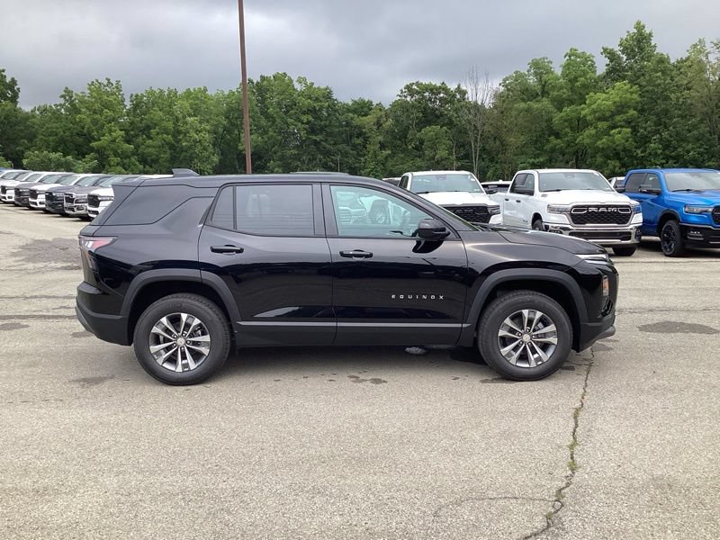 New 2027 Chevrolet Equinox LT w/ Convenience Package II AWD/4WD image 8
