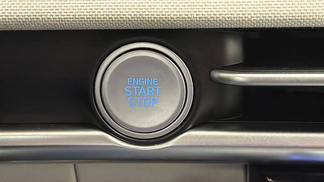 Used 2025 Hyundai Tucson Limited image 23