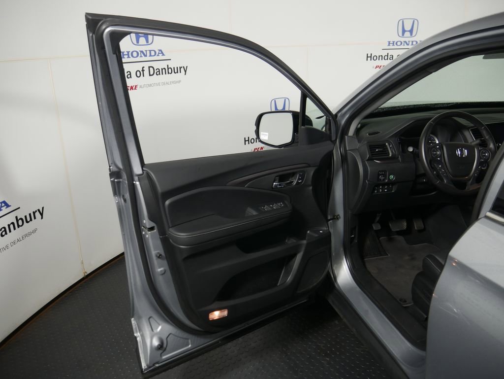 Used 2021 Honda Ridgeline RTL-E image 11