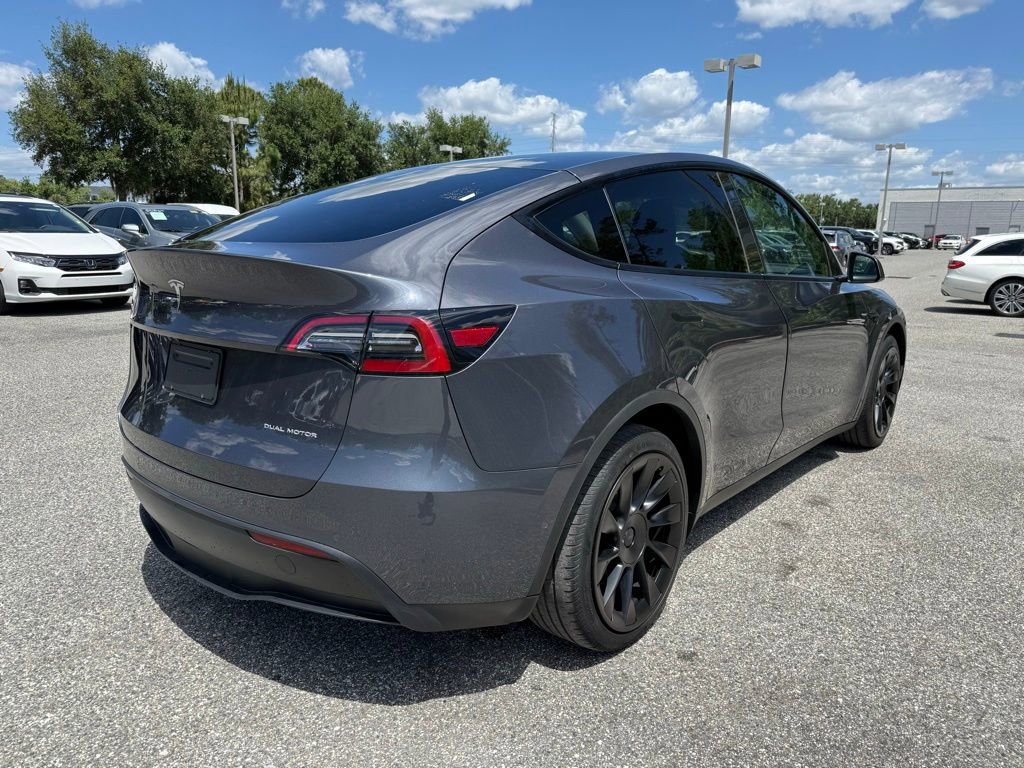 Used 2021 Tesla Model Y Long Range AWD/4WD image 9