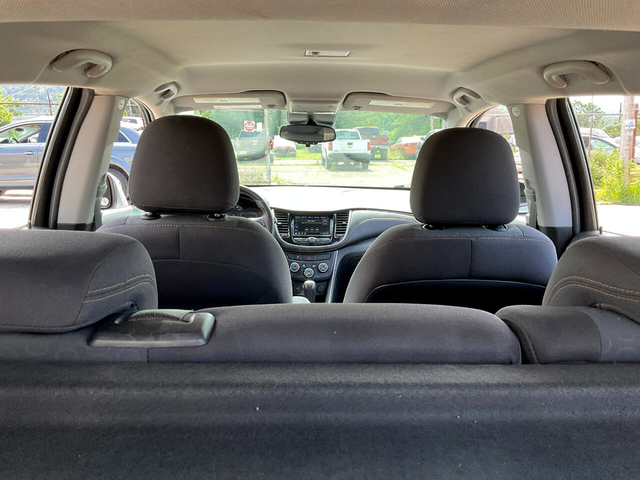 Used 2019 Chevrolet Trax LS image 27