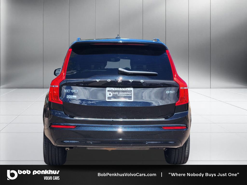 Used 2023 Volvo XC90 B5 Core w/ Protection Package Premier image 26