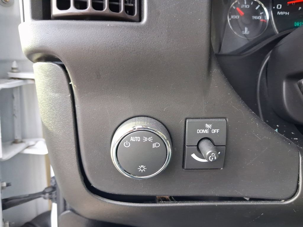 Used 2023 GMC Savana 2500 Extended w/ Driver Convenience Package image 20
