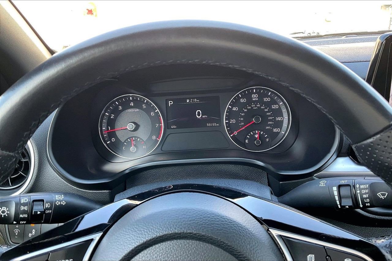 Used 2023 Kia Forte GT-Line w/ GT-Line Premium Package image 11