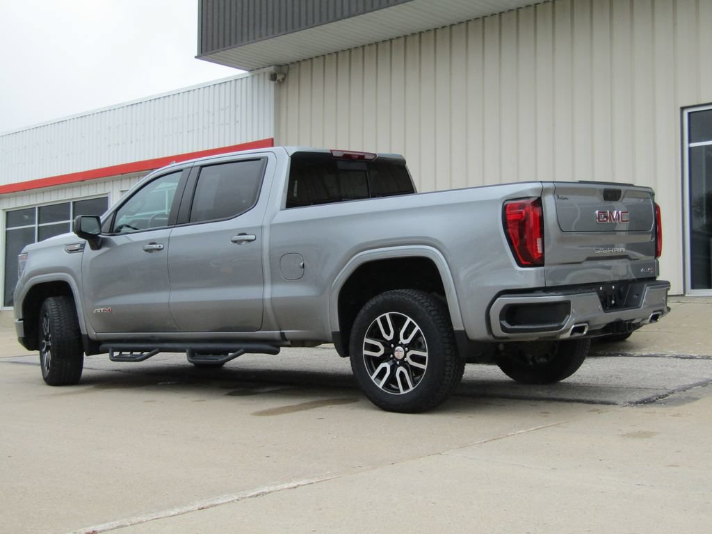 Used 2024 GMC Sierra 1500 AT4 w/ Technology Package AWD/4WD image 10