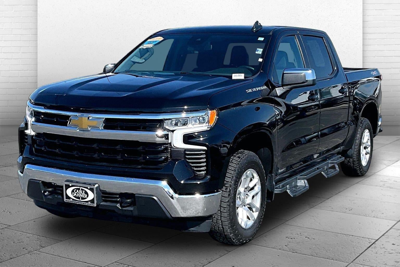 Used 2023 Chevrolet Silverado 1500 LT AWD/4WD image 13