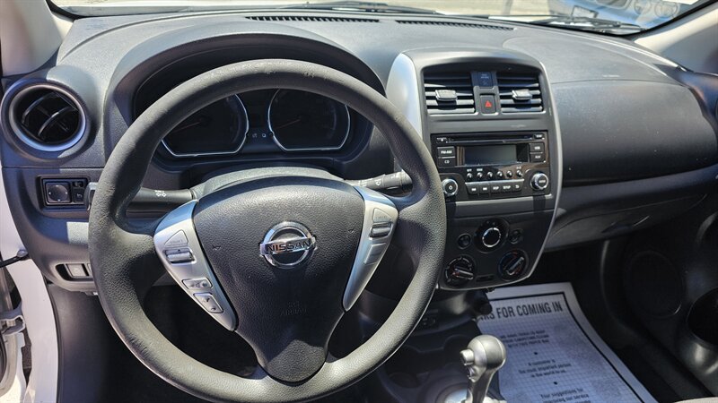 Used 2018 Nissan Versa SV FWD image 9