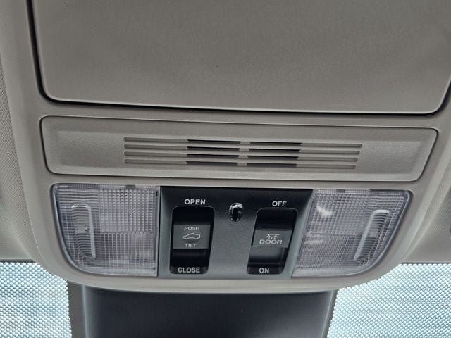 Certified 2026 Honda Odyssey Touring image 28