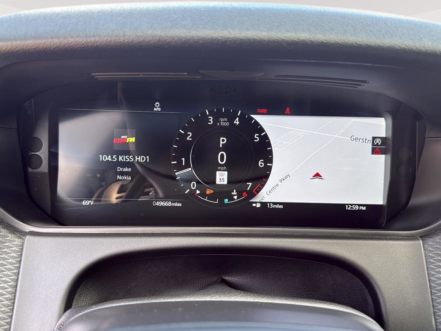 Used 2021 Land Rover Range Rover Velar R-Dynamic S image 15