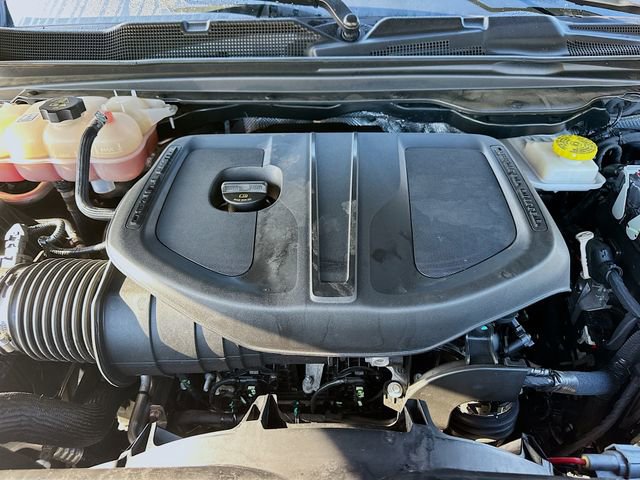 Used 2025 RAM 1500 Laramie image 31