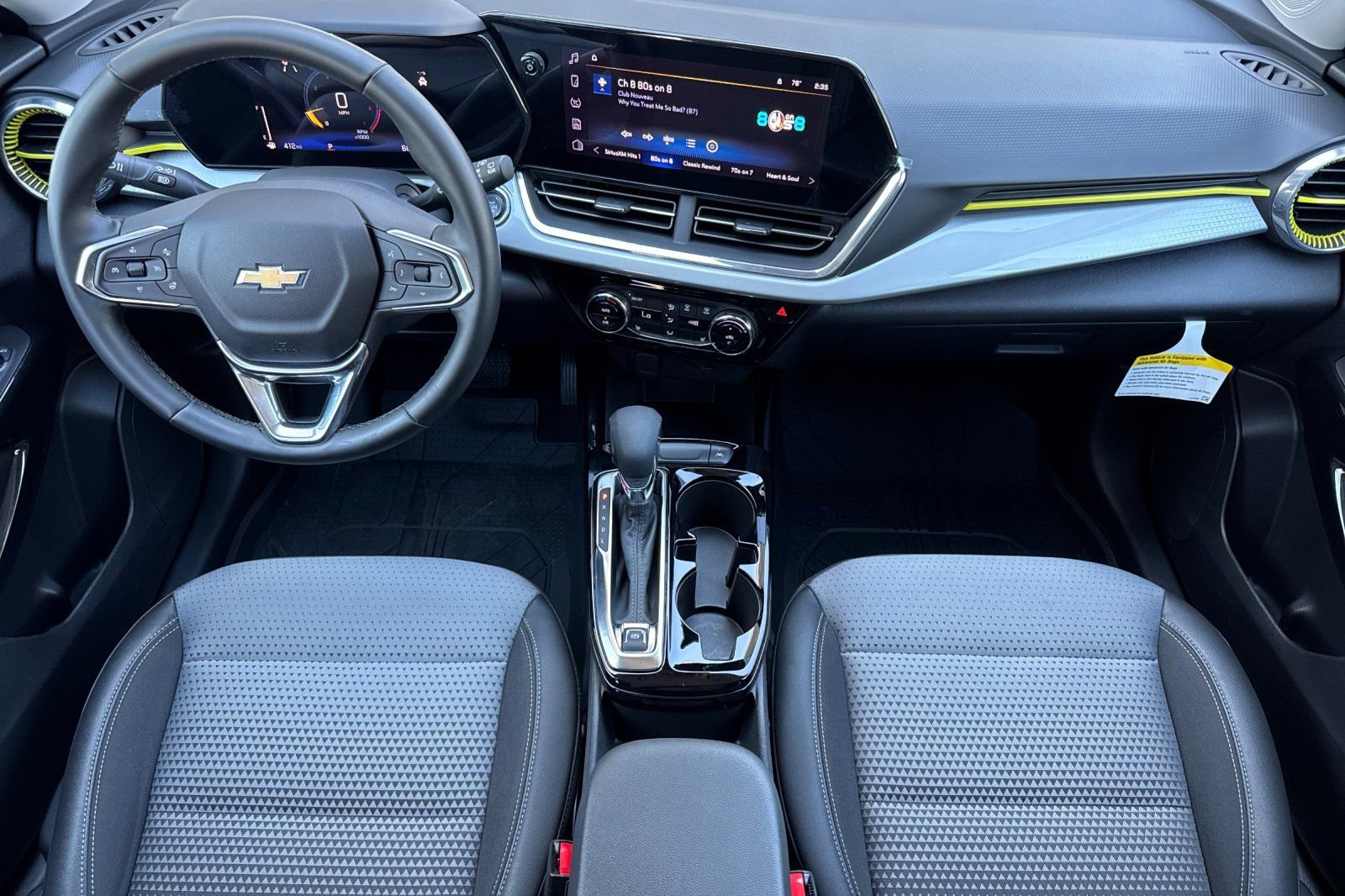 Used 2025 Chevrolet Trax LT w/ Driver Confidence Package image 13