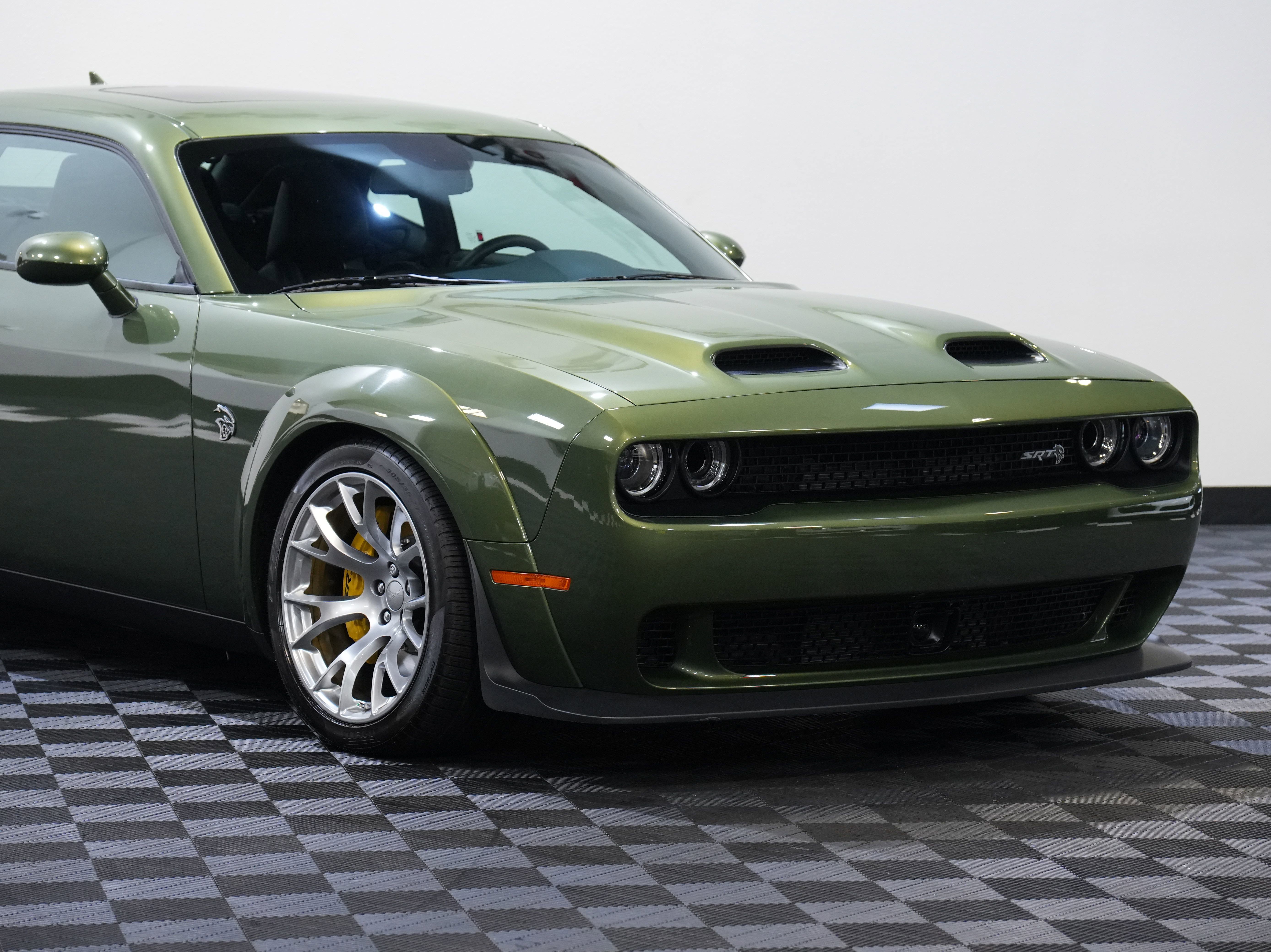 Used 2023 Dodge Challenger SRT Hellcat image 9