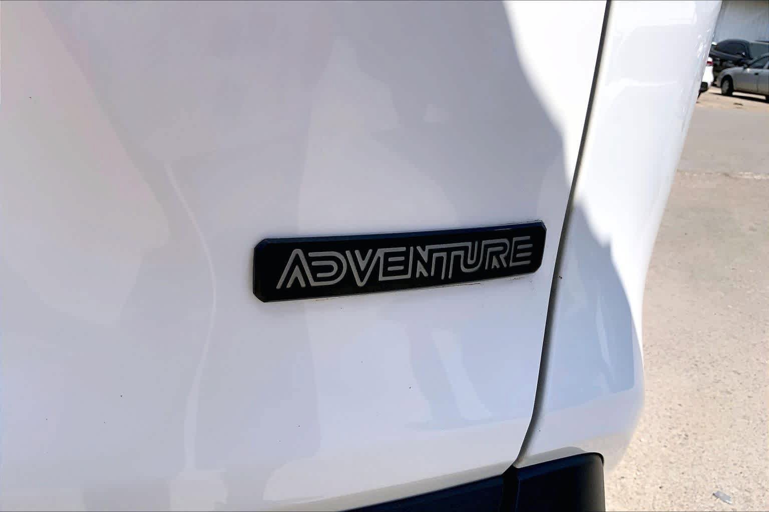 Used 2024 Toyota RAV4 Adventure AWD/4WD image 10