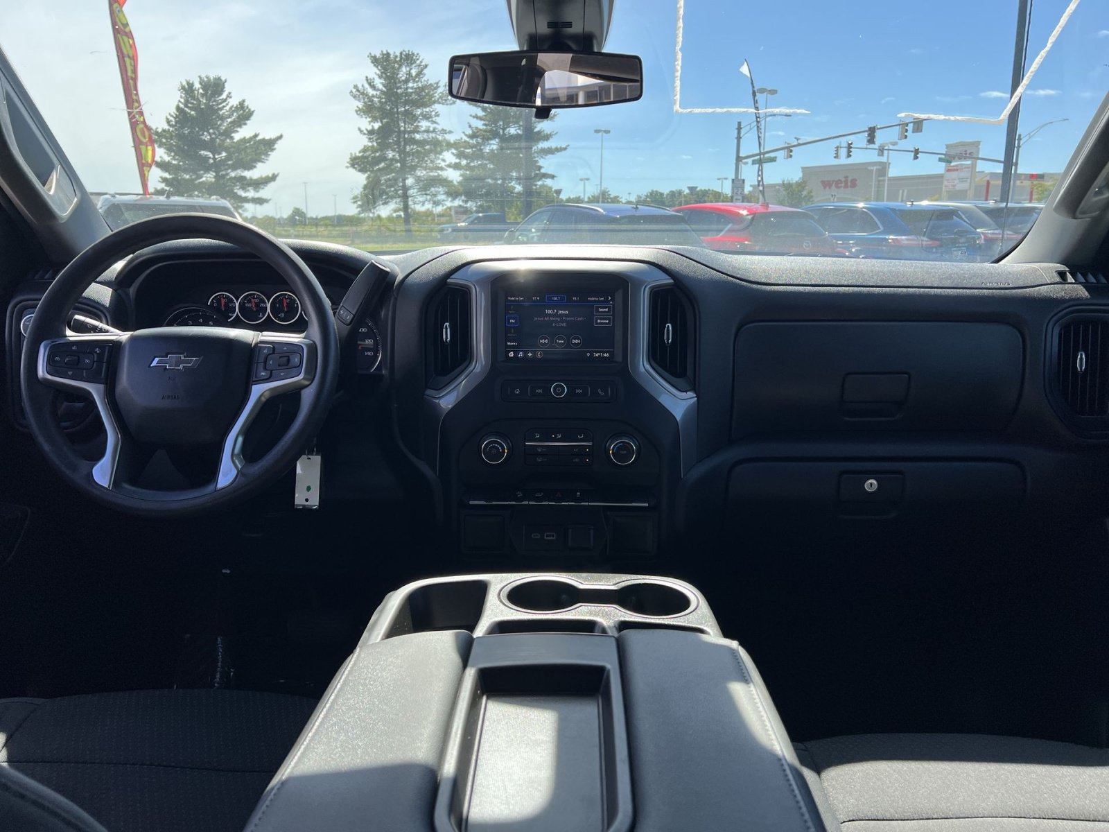 Used 2021 Chevrolet Silverado 1500 Custom Trail Boss w/ Safety Confidence Package AWD/4WD image 21