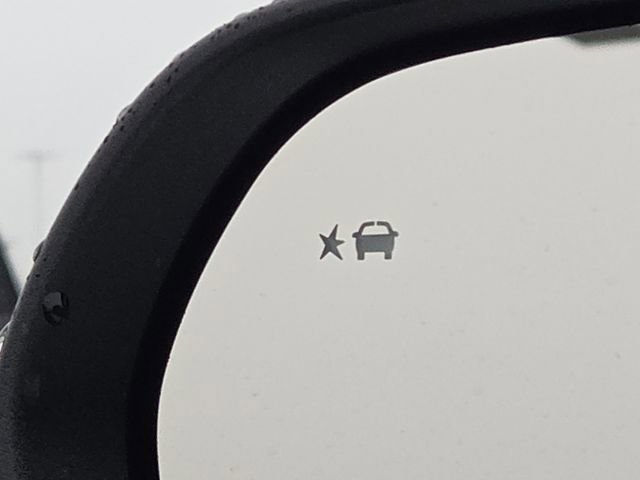 New 2026 Chevrolet Equinox LT w/ LPO, Floor Liner Package image 9