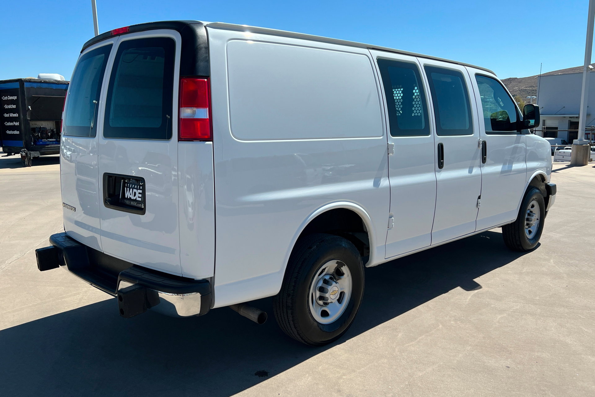 Used 2024 Chevrolet Express 2500 w/ Driver Convenience Package image 6