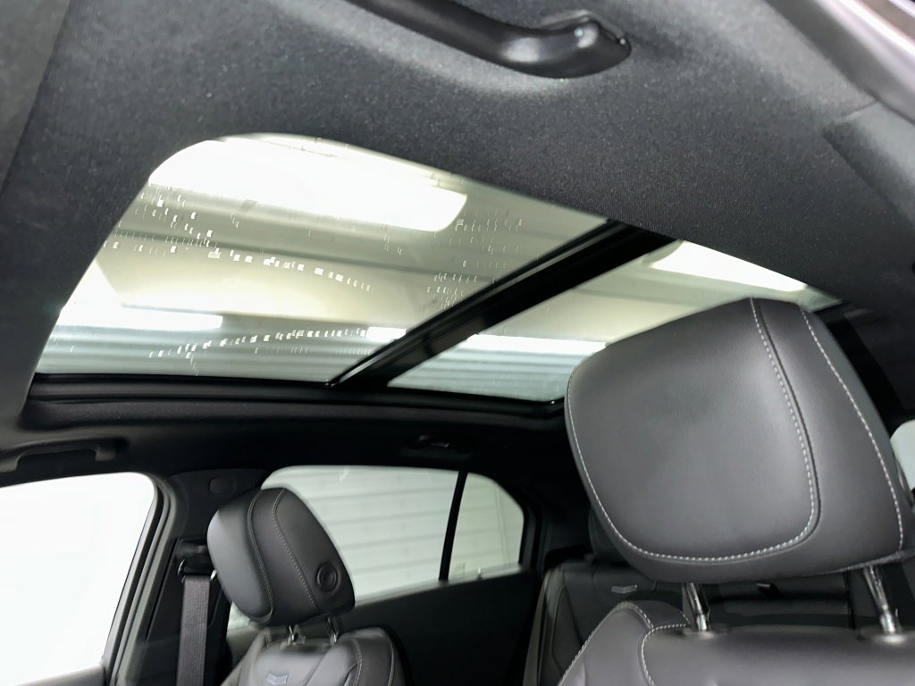 Certified 2022 Cadillac XT4 Premium Luxury w/ Enhanced Visibility Package image 12