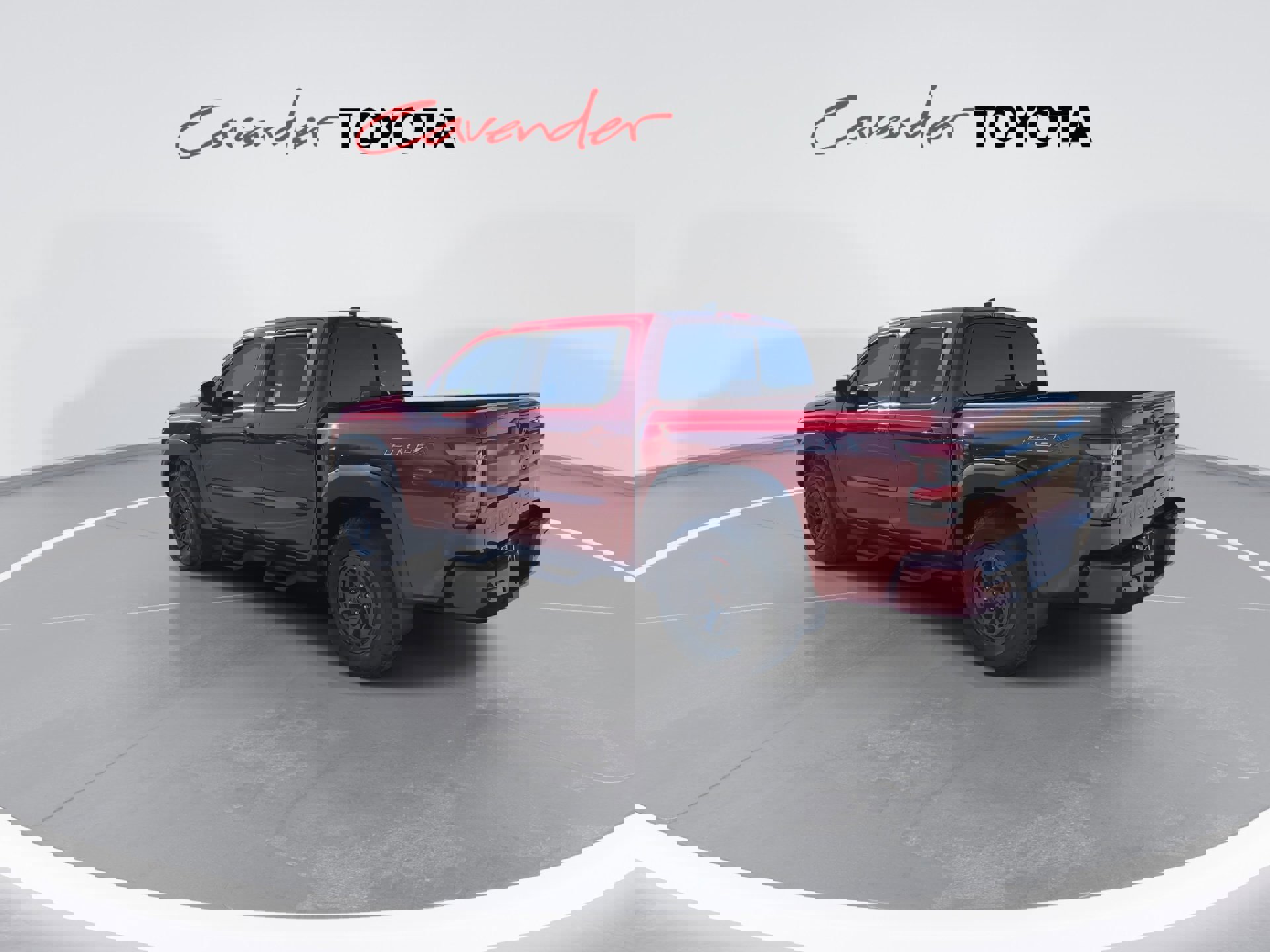 Used 2025 Nissan Frontier Pro-X image 6