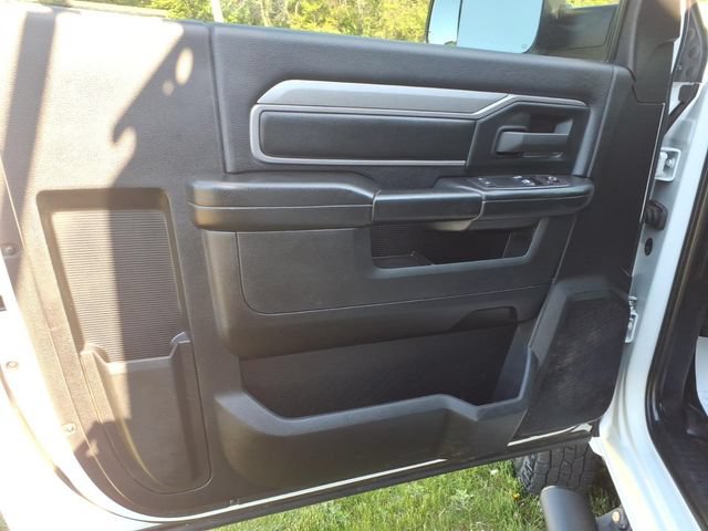 Used 2021 RAM 3500 Tradesman w/ Chrome Appearance Group AWD/4WD image 26