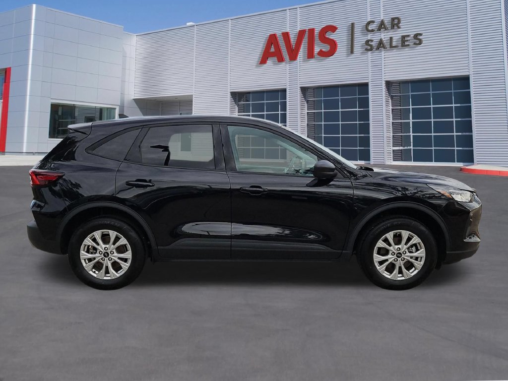 Used 2025 Ford Escape Active AWD/4WD image 5